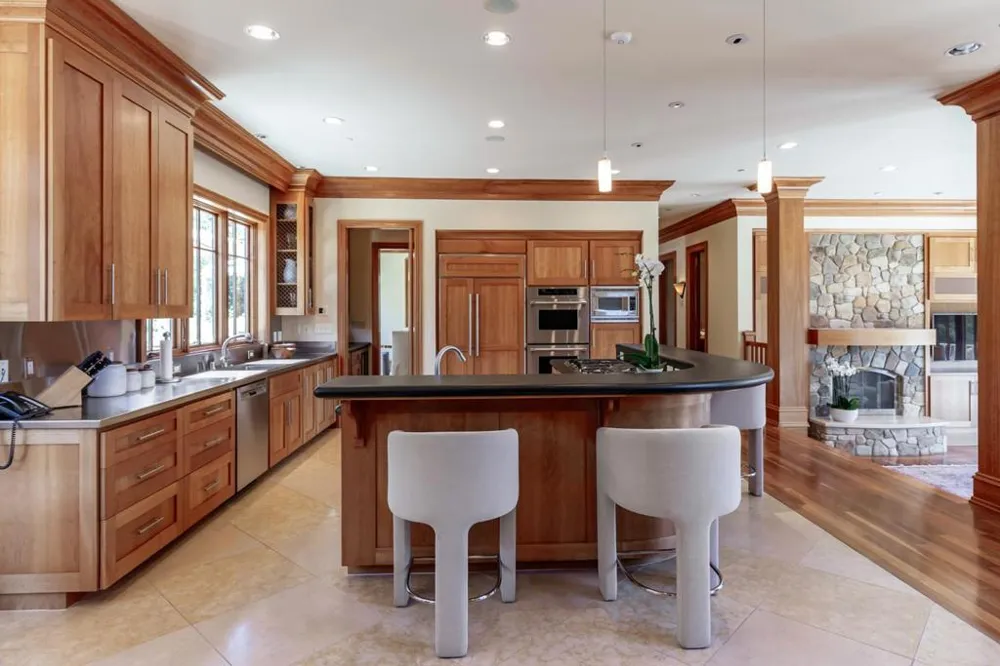 1 Redberry Portola Valley, CA 94028