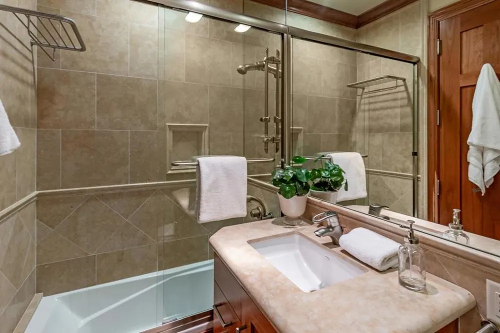 1 Redberry Portola Valley, CA 94028