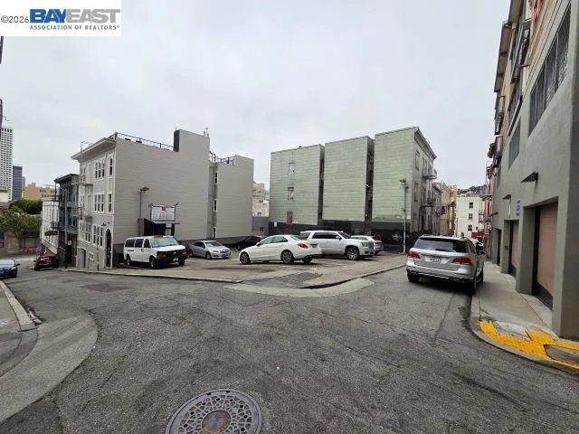 65 Fresno St San Francisco, CA 94133
