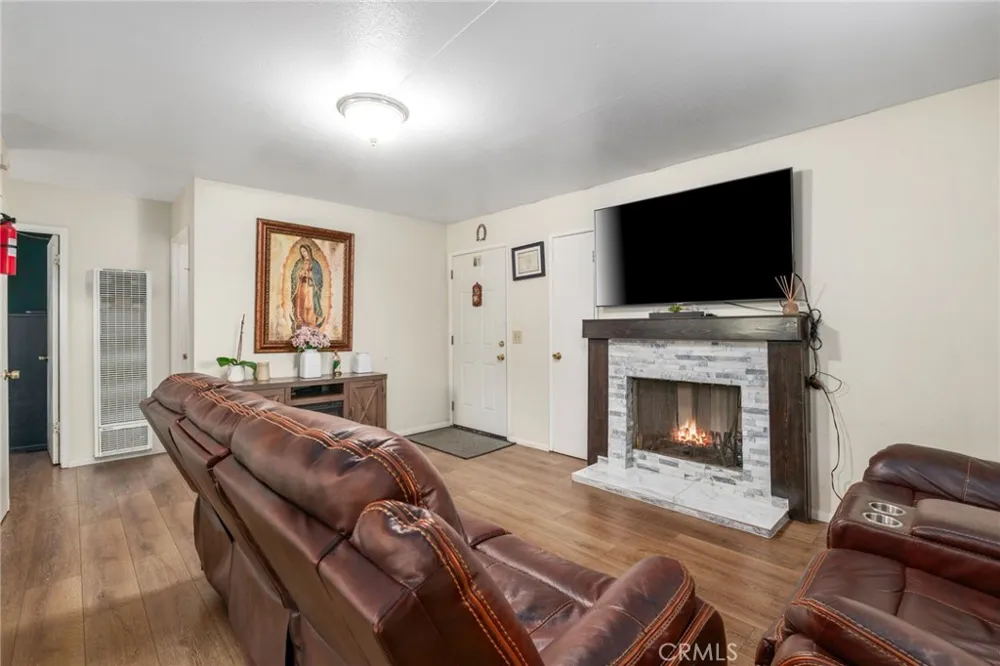 26166 Alpine Lane Twin Peaks, CA 92391