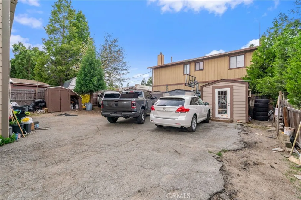 26166 Alpine Lane Twin Peaks, CA 92391