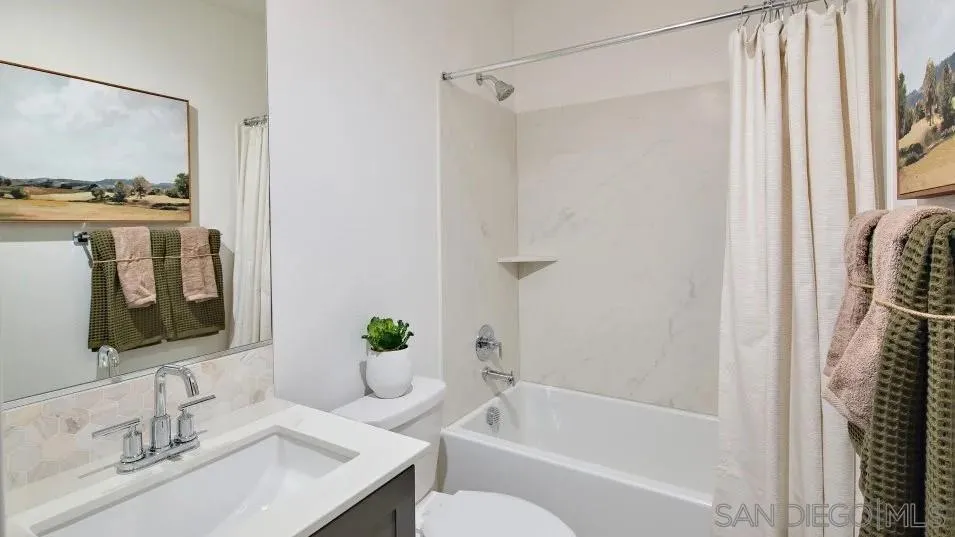 14006 Lumurine Way San Diego, CA 92126