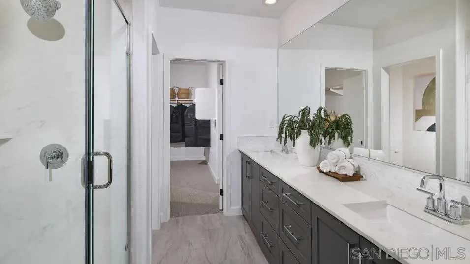 14006 Lumurine Way San Diego, CA 92126