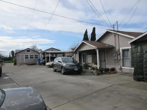 150 W Whites Bridge Avenue