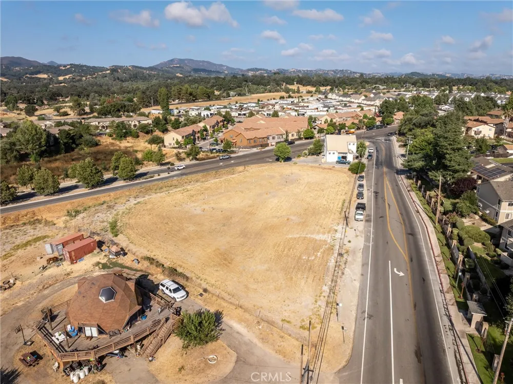 11305 Viejo Camino Atascadero, CA 93422