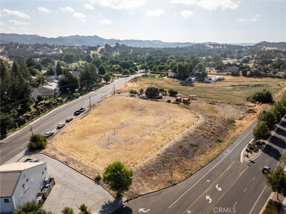 11305 Viejo Camino Atascadero, CA 93422