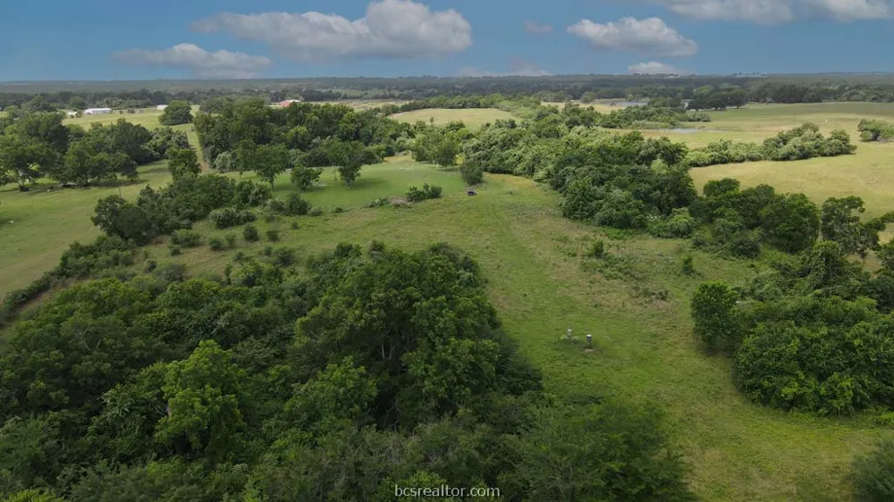 Holle Ln Washington, TX 77880