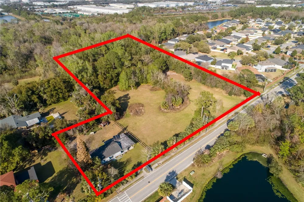 921 VIHLEN ROAD Sanford, FL 32771