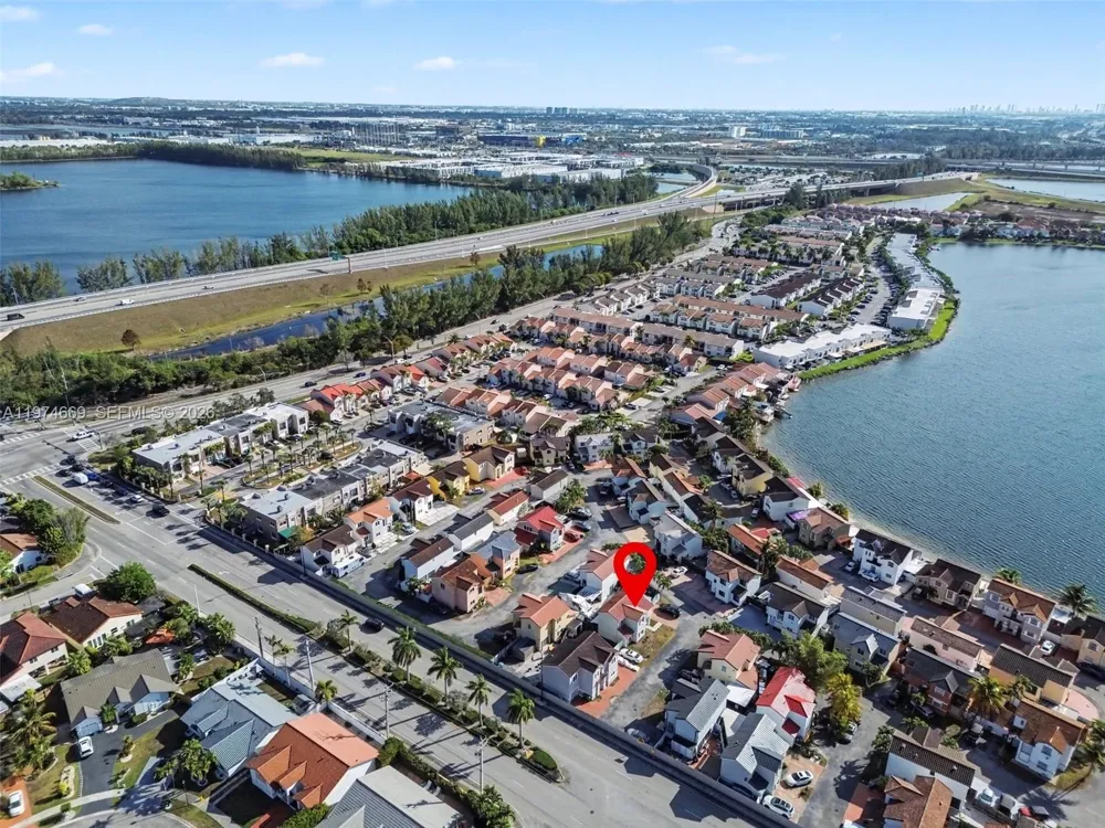 12689 NW 10th Way Miami, FL 33182