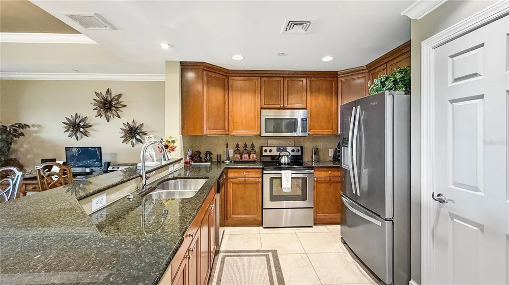 1370 CENTRE COURT RIDGE DRIVE #303 Reunion, FL 34747