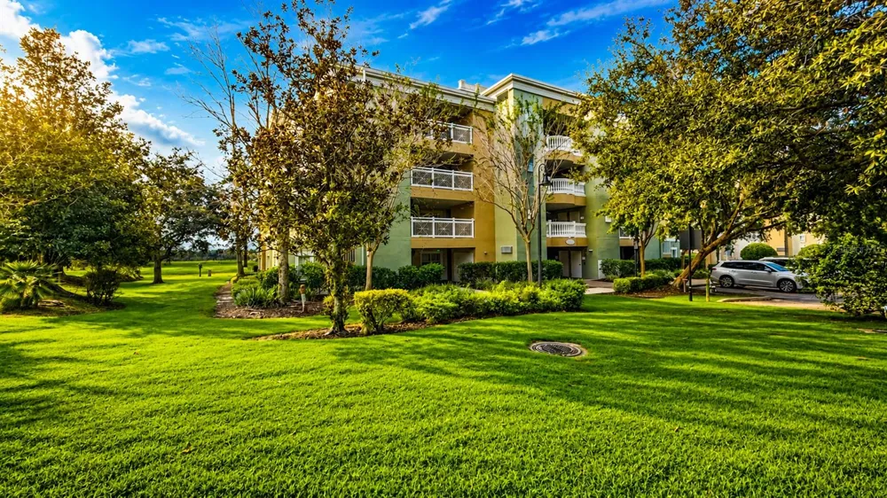 1370 CENTRE COURT RIDGE DRIVE #303 Reunion, FL 34747
