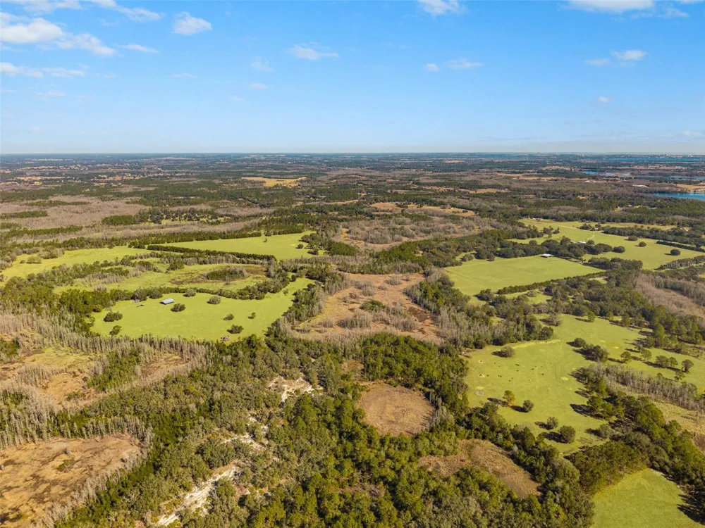 LAKE ERIE ROAD Groveland, FL 34736