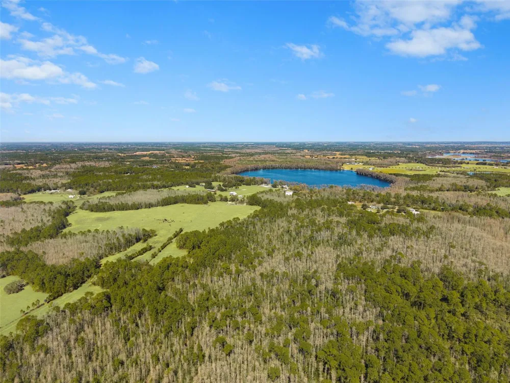 LAKE ERIE ROAD Groveland, FL 34736