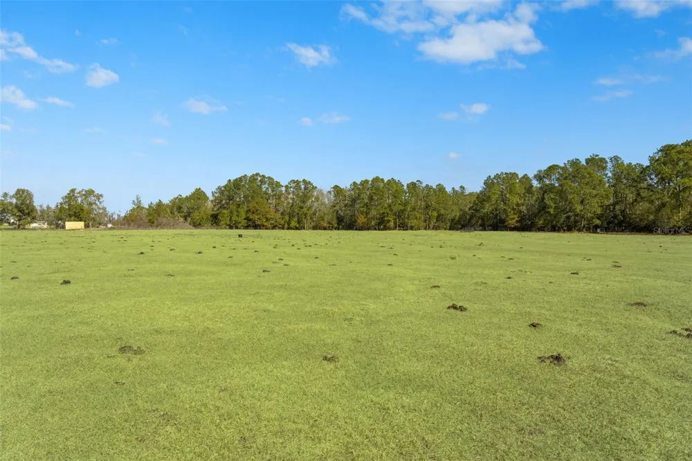 LAKE ERIE ROAD Groveland, FL 34736