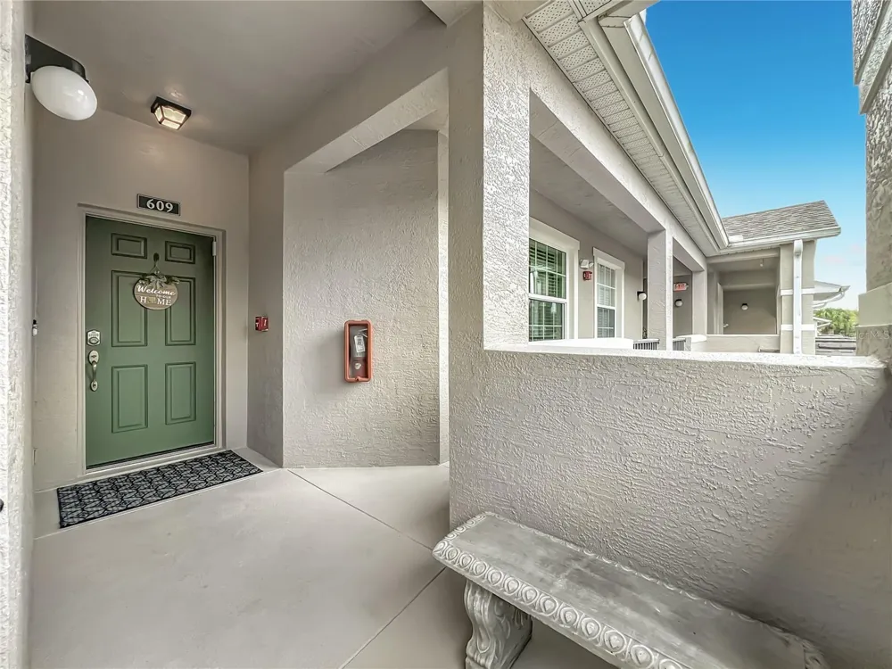 9417 MYRTLE CREEK LANE #609 Orlando, FL 32832