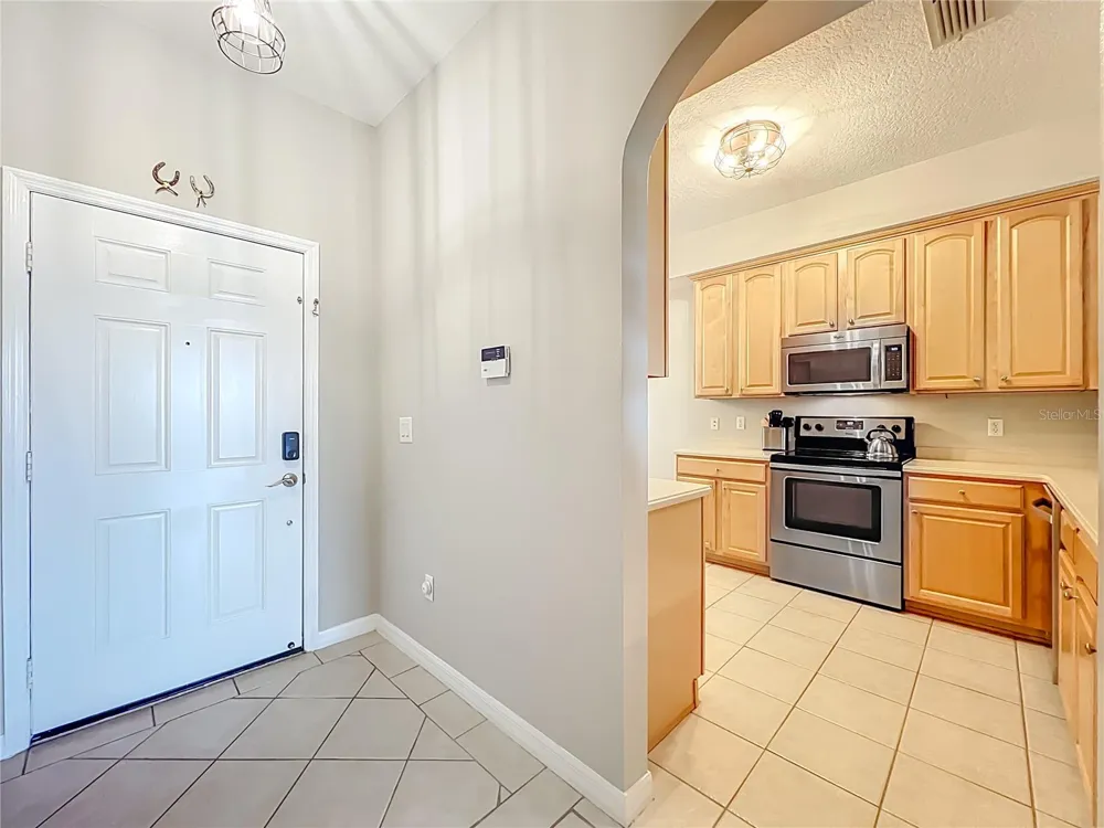 9417 MYRTLE CREEK LANE #609 Orlando, FL 32832