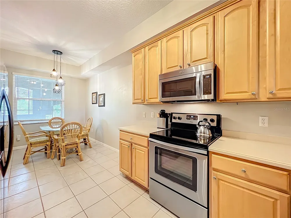 9417 MYRTLE CREEK LANE #609 Orlando, FL 32832