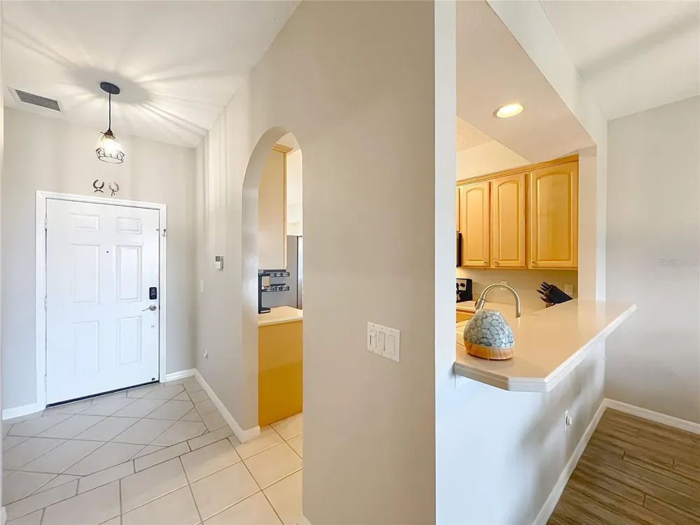 9417 MYRTLE CREEK LANE #609 Orlando, FL 32832