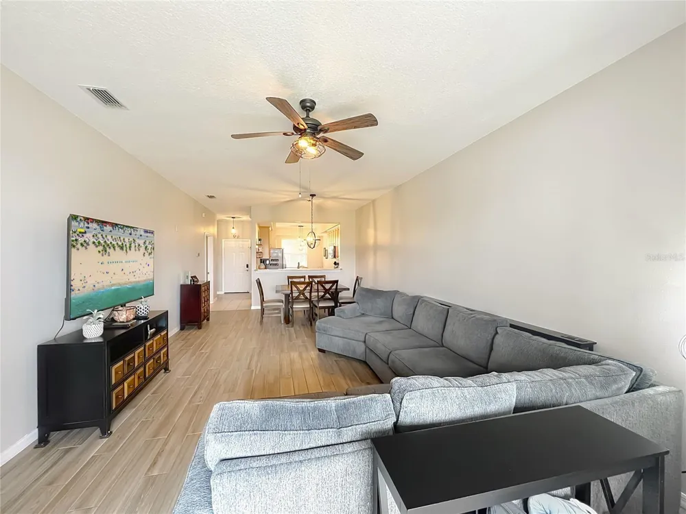 9417 MYRTLE CREEK LANE #609 Orlando, FL 32832
