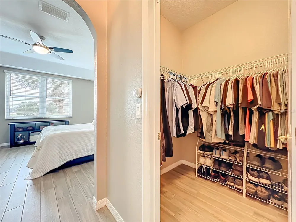 9417 MYRTLE CREEK LANE #609 Orlando, FL 32832