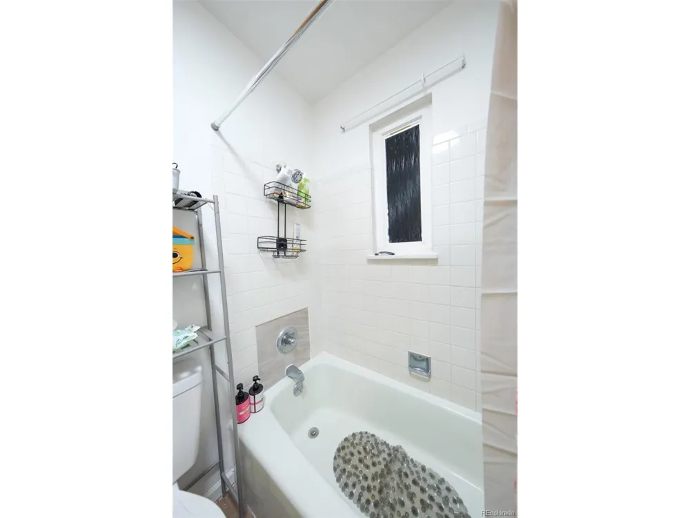 207 Bonney Drive Alamosa, CO 81101