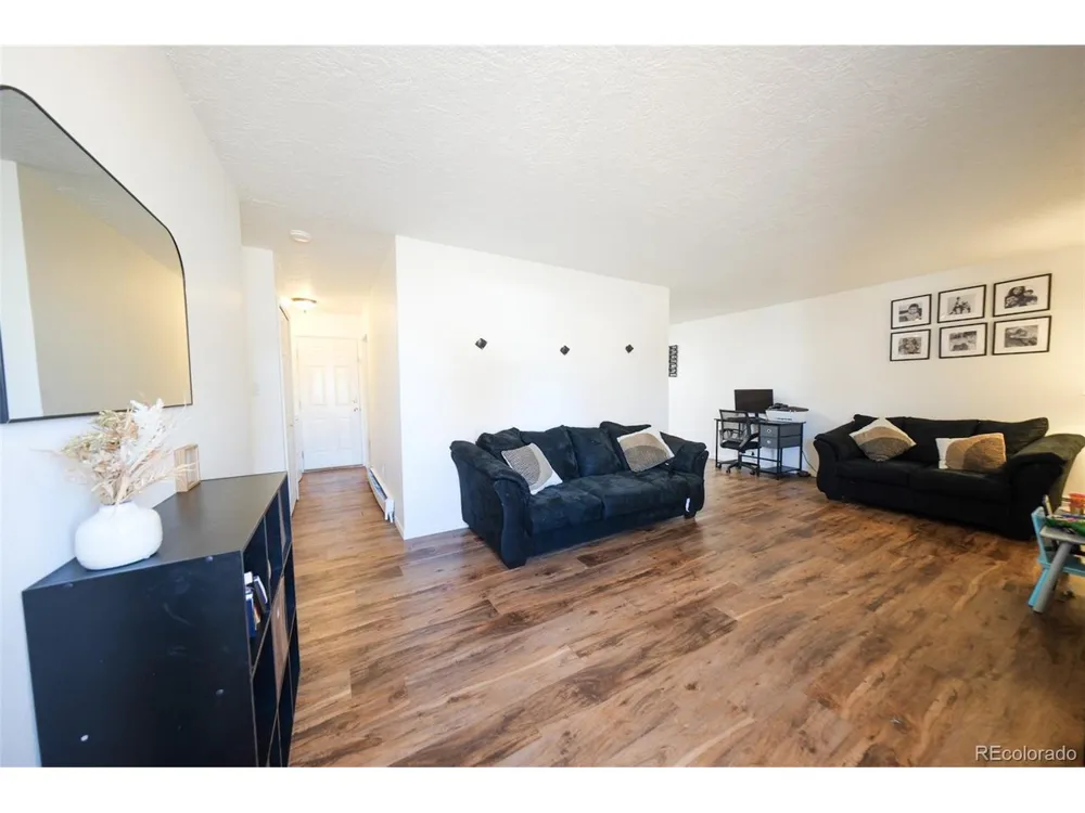 207 Bonney Drive Alamosa, CO 81101