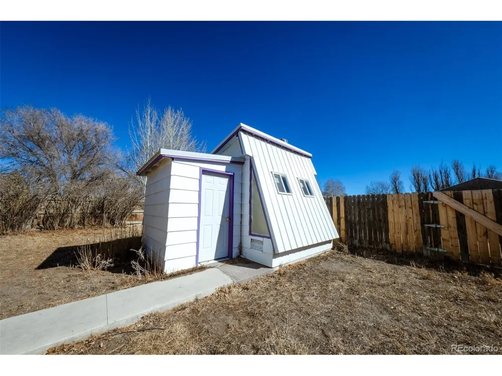 207 Bonney Drive Alamosa, CO 81101