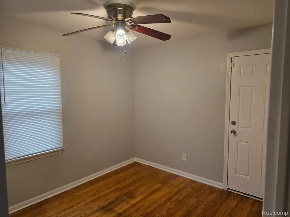 17076 STRICKER AVENUE Eastpointe City, MI 48021