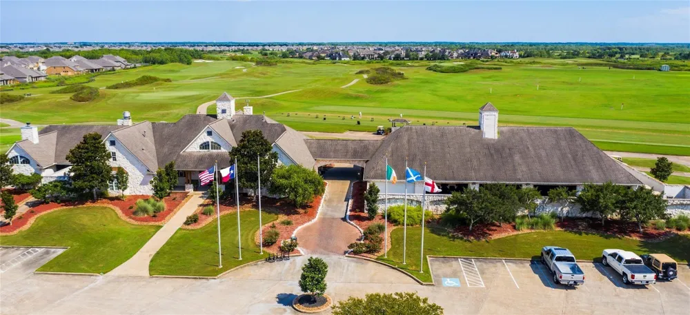 4806 Lost Creek Lane League City, TX 77573