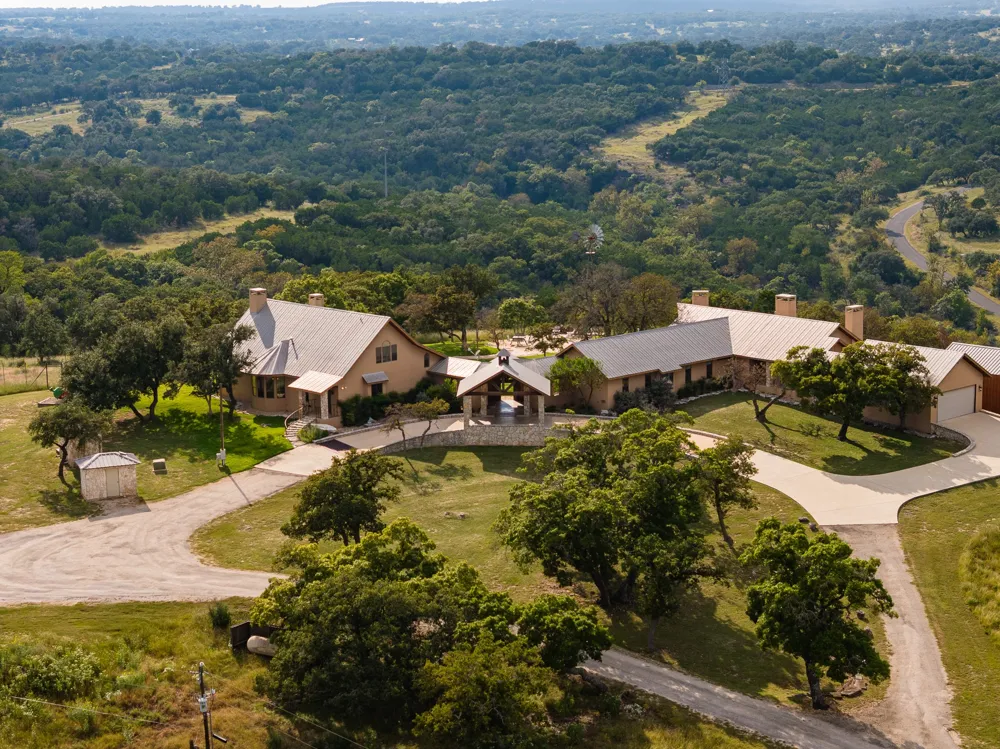 994 Upper Turtle Creek Road Kerrville, TX 78028