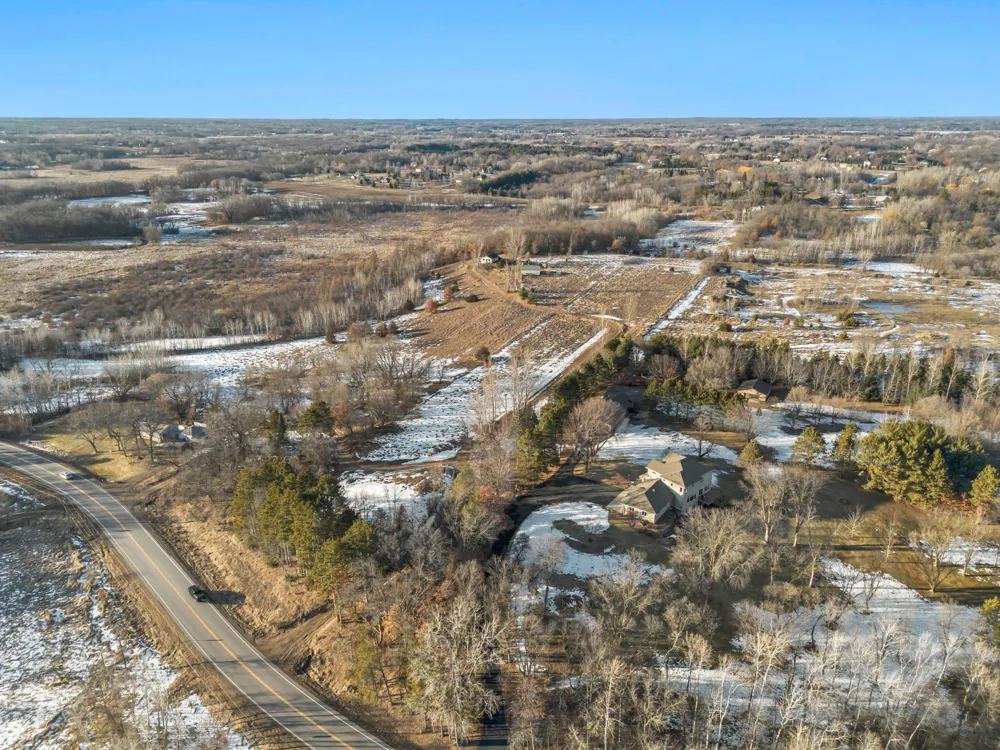 7411 181st Avenue NW Nowthen, MN 55303