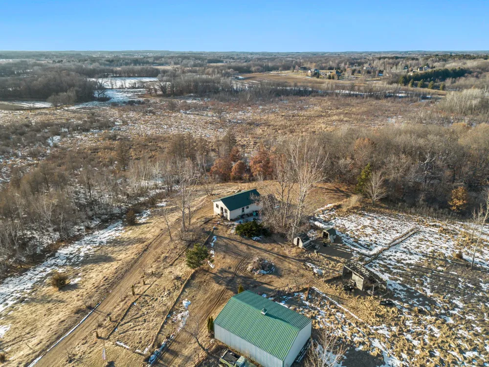 7411 181st Avenue NW Nowthen, MN 55303