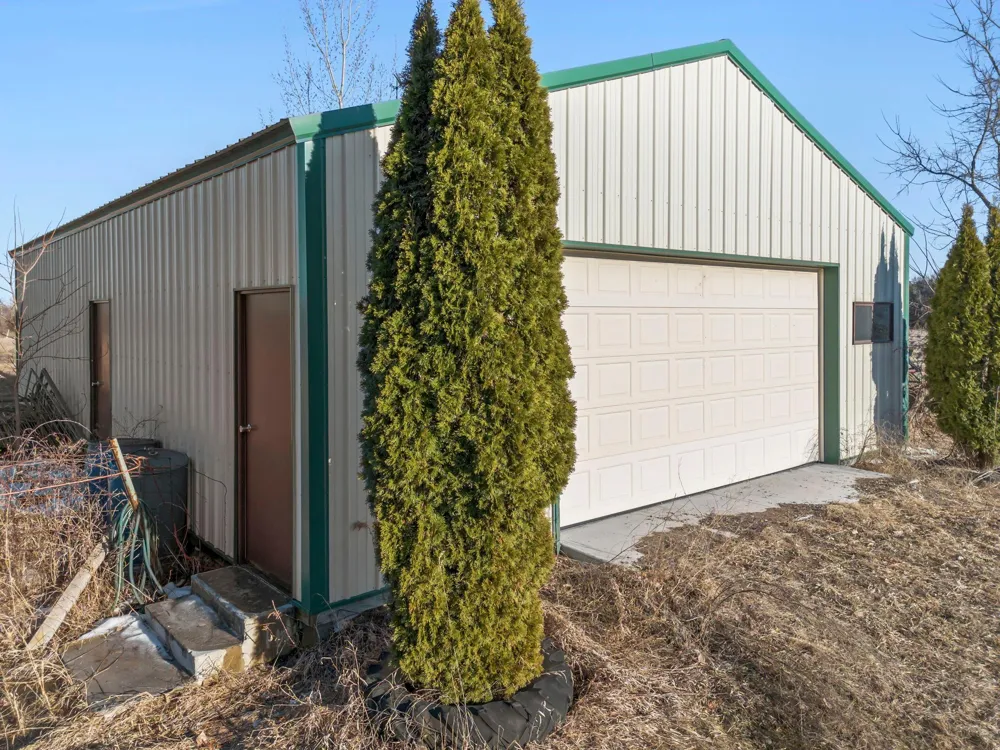7411 181st Avenue NW Nowthen, MN 55303