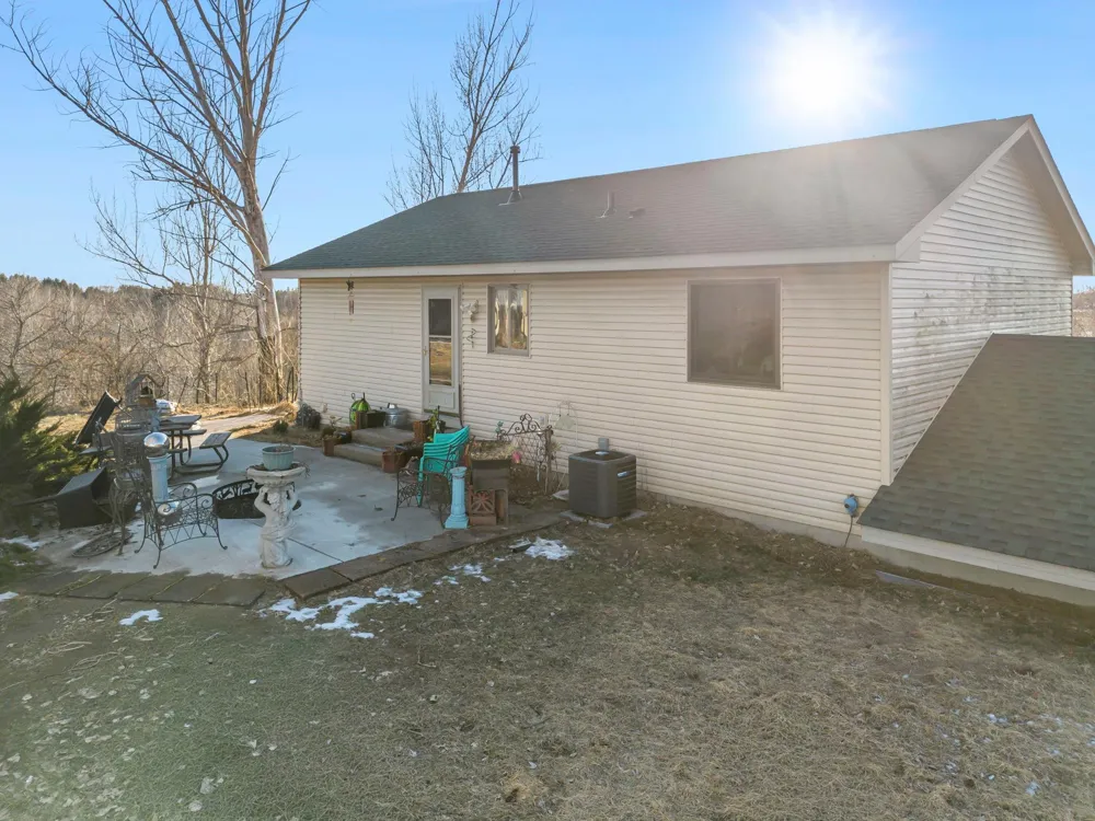7411 181st Avenue NW Nowthen, MN 55303