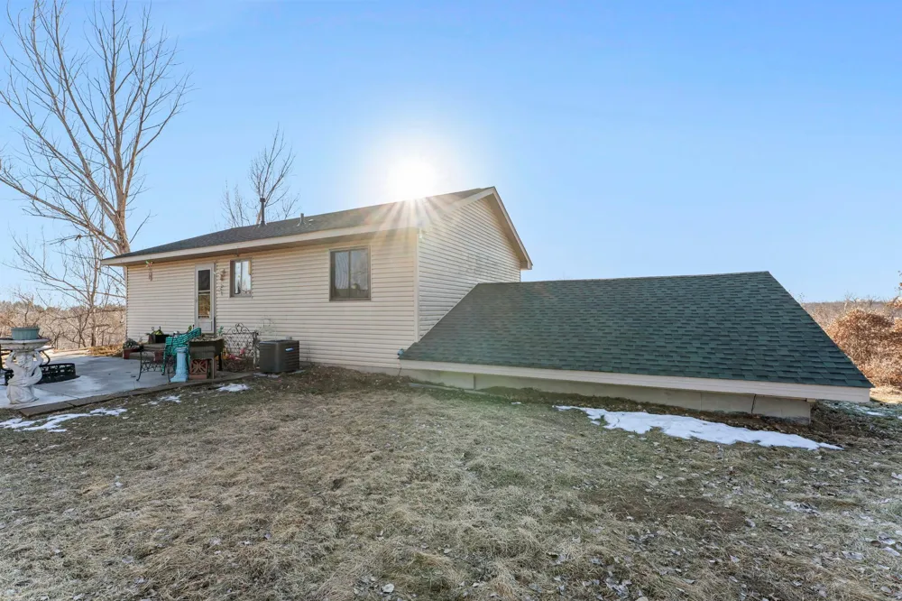 7411 181st Avenue NW Nowthen, MN 55303