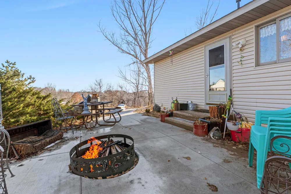 7411 181st Avenue NW Nowthen, MN 55303