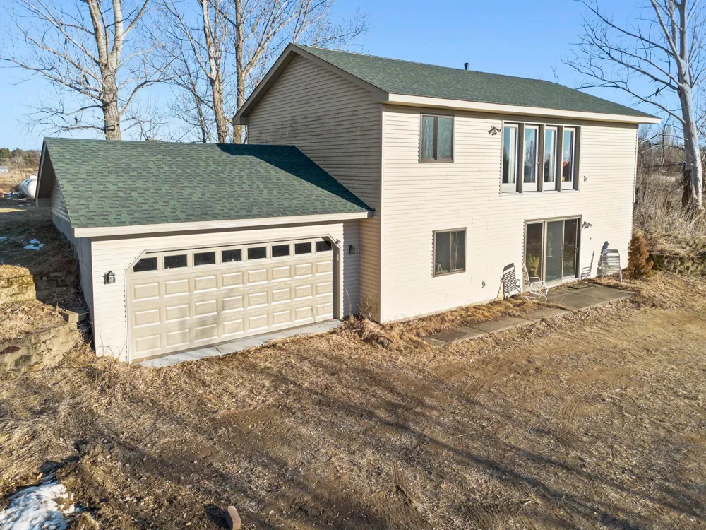 7411 181st Avenue NW Nowthen, MN 55303