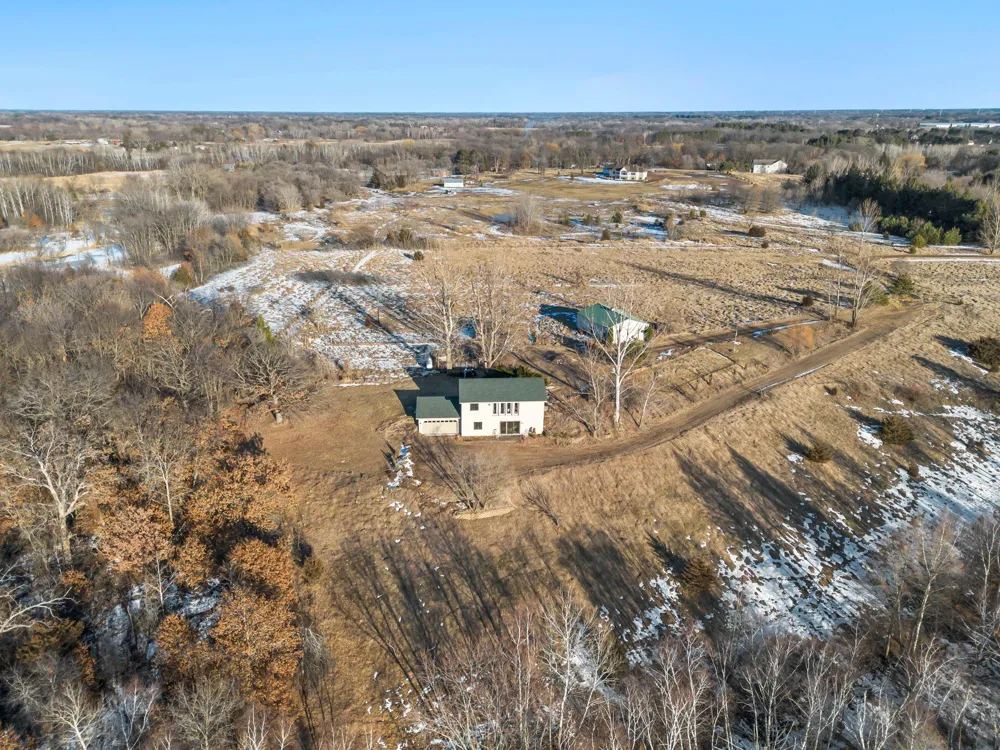 7411 181st Avenue NW Nowthen, MN 55303