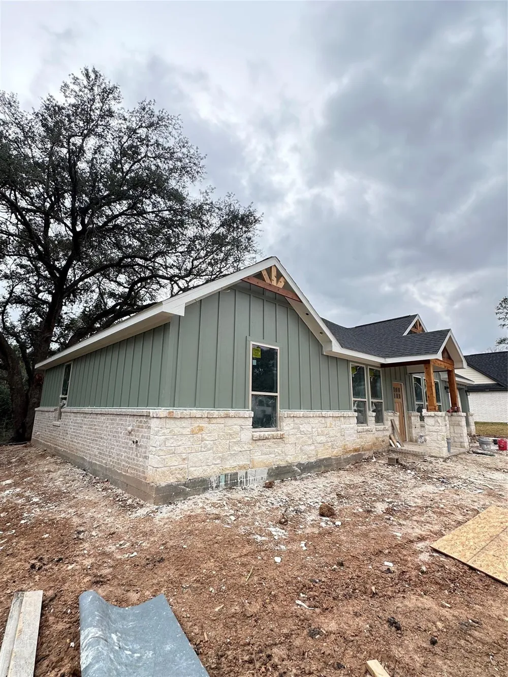 3910 Sunrise Lane Damon, TX 77430