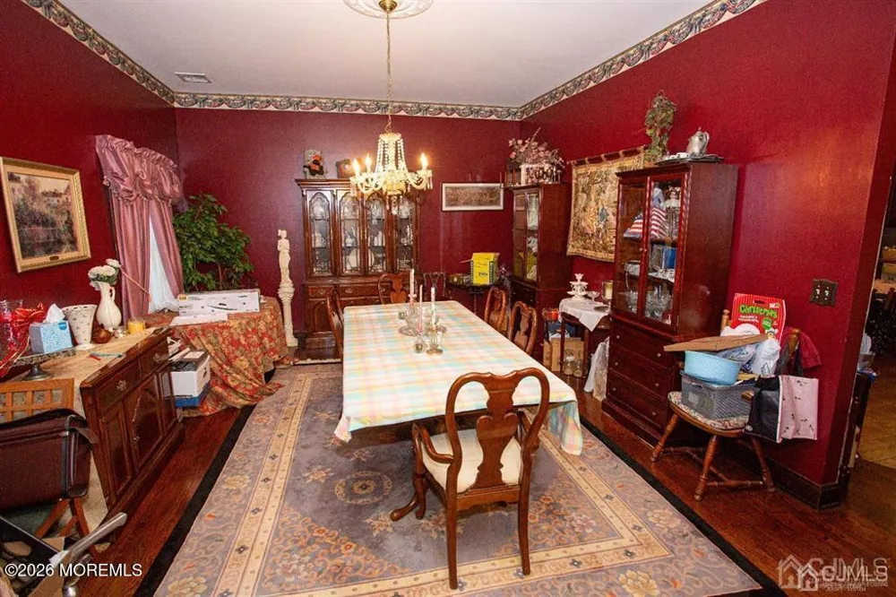 219 Johnson Lane Parlin, NJ 08859