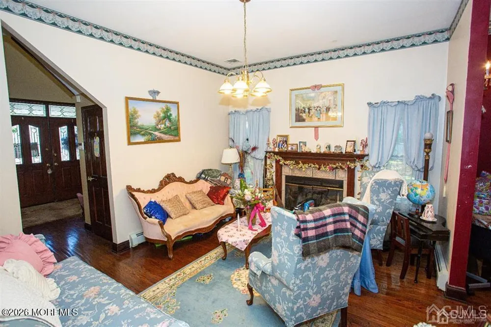 219 Johnson Lane Parlin, NJ 08859