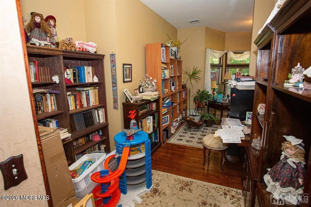 219 Johnson Lane Parlin, NJ 08859