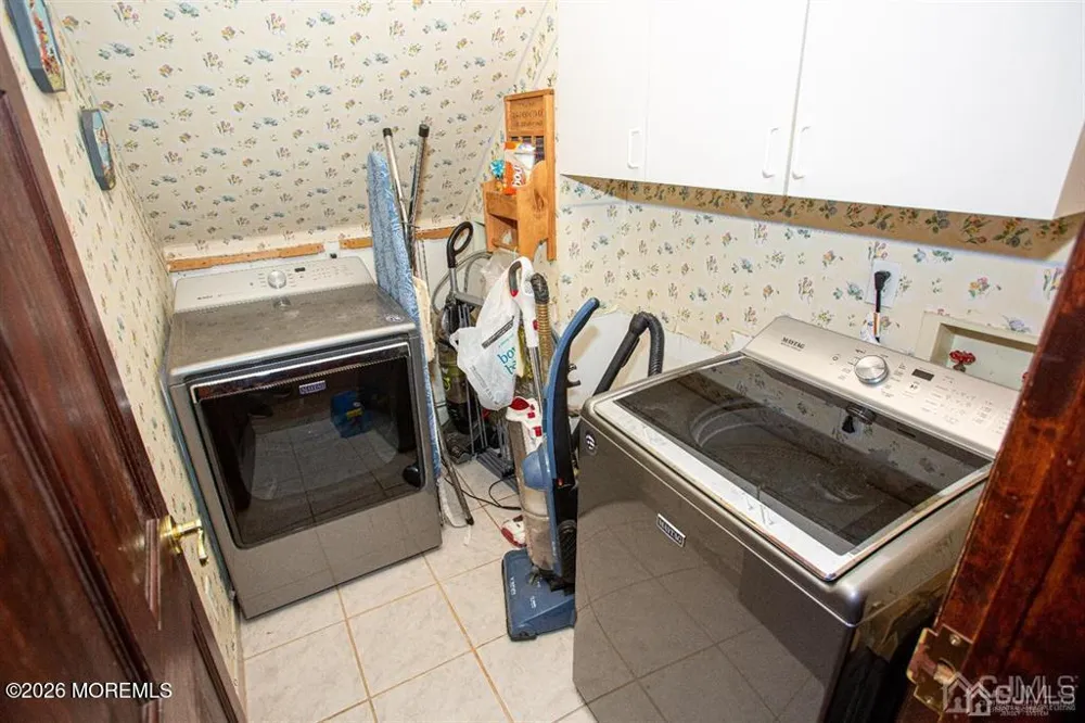 219 Johnson Lane Parlin, NJ 08859