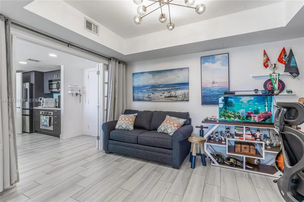 50 Biscayne Blvd #3106 Miami, FL 33132