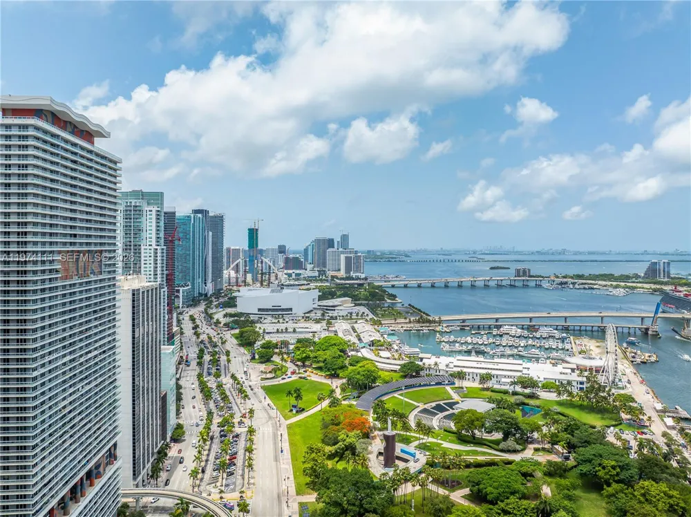 50 Biscayne Blvd #3106 Miami, FL 33132