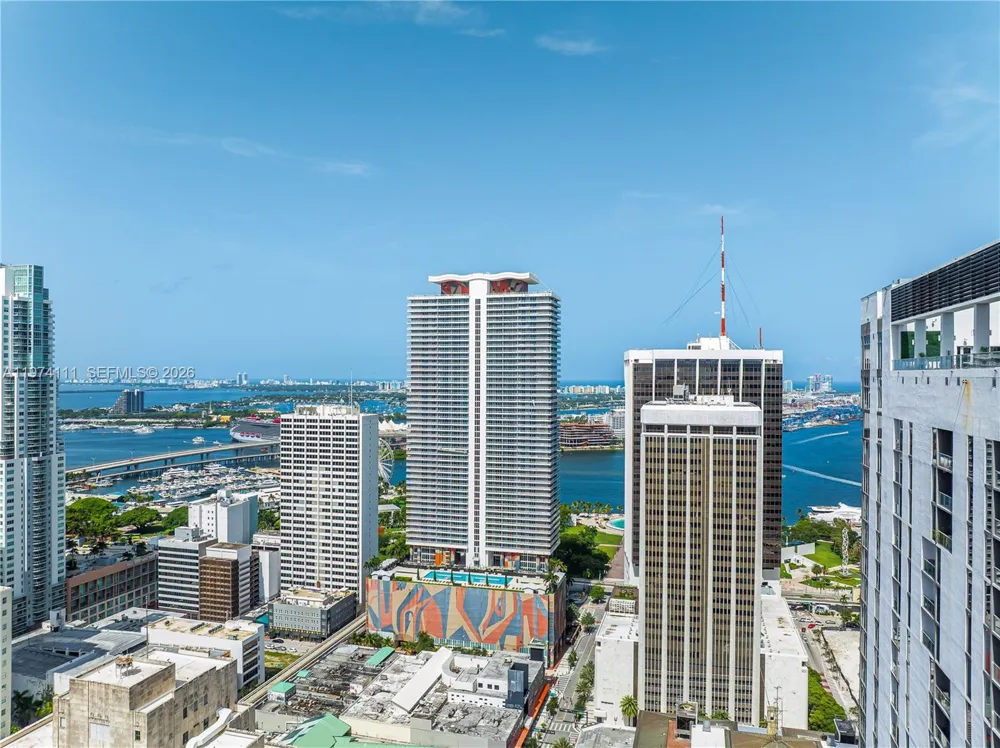 50 Biscayne Blvd #3106 Miami, FL 33132