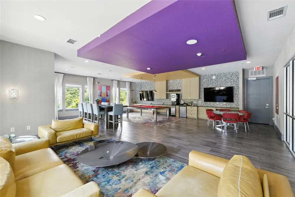 1900 Barton Springs Road #2003 Austin, TX 78704