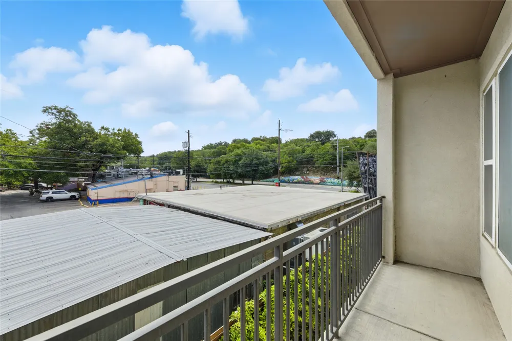 1900 Barton Springs Road #2003 Austin, TX 78704