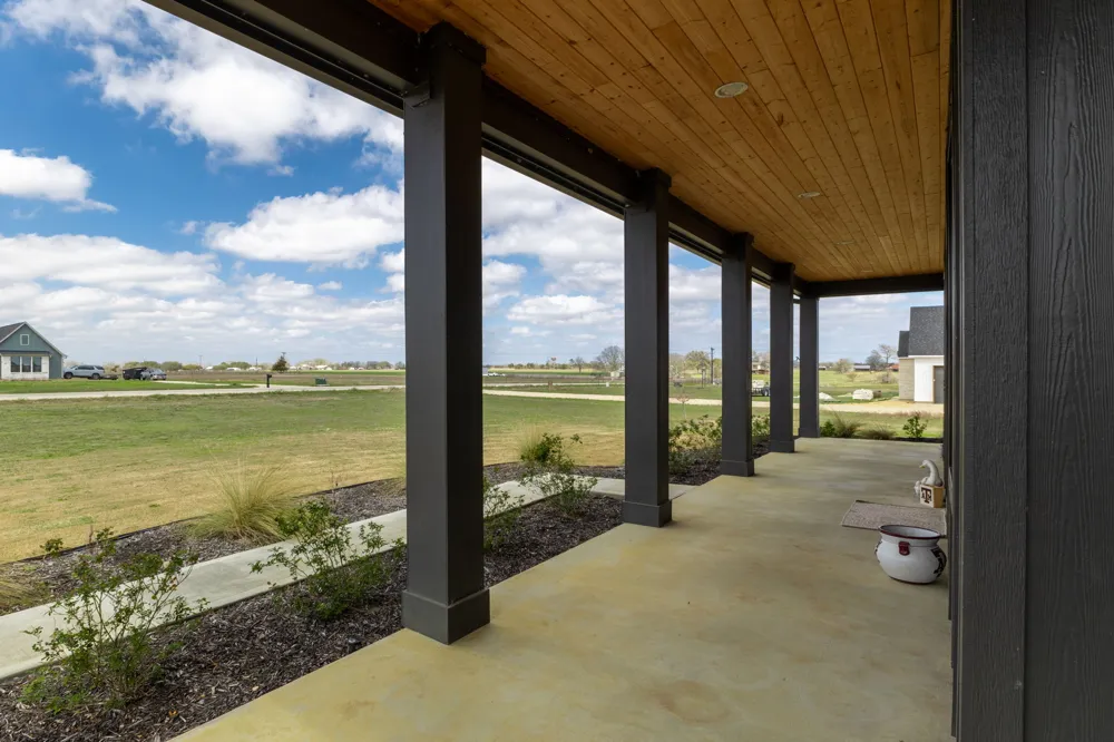 115 Country View Lane Schulenburg, TX 78956