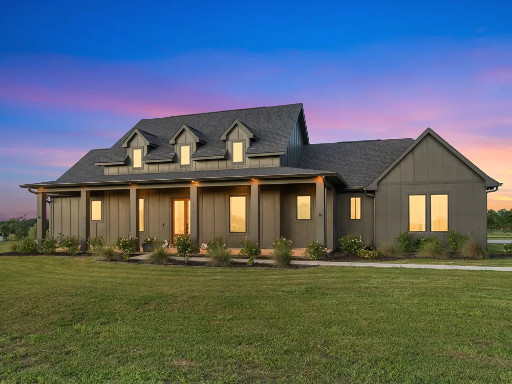115 Country View Lane Schulenburg, TX 78956